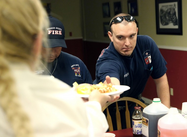 Olive Garden Feeds Firefighters/Emergency Personnel